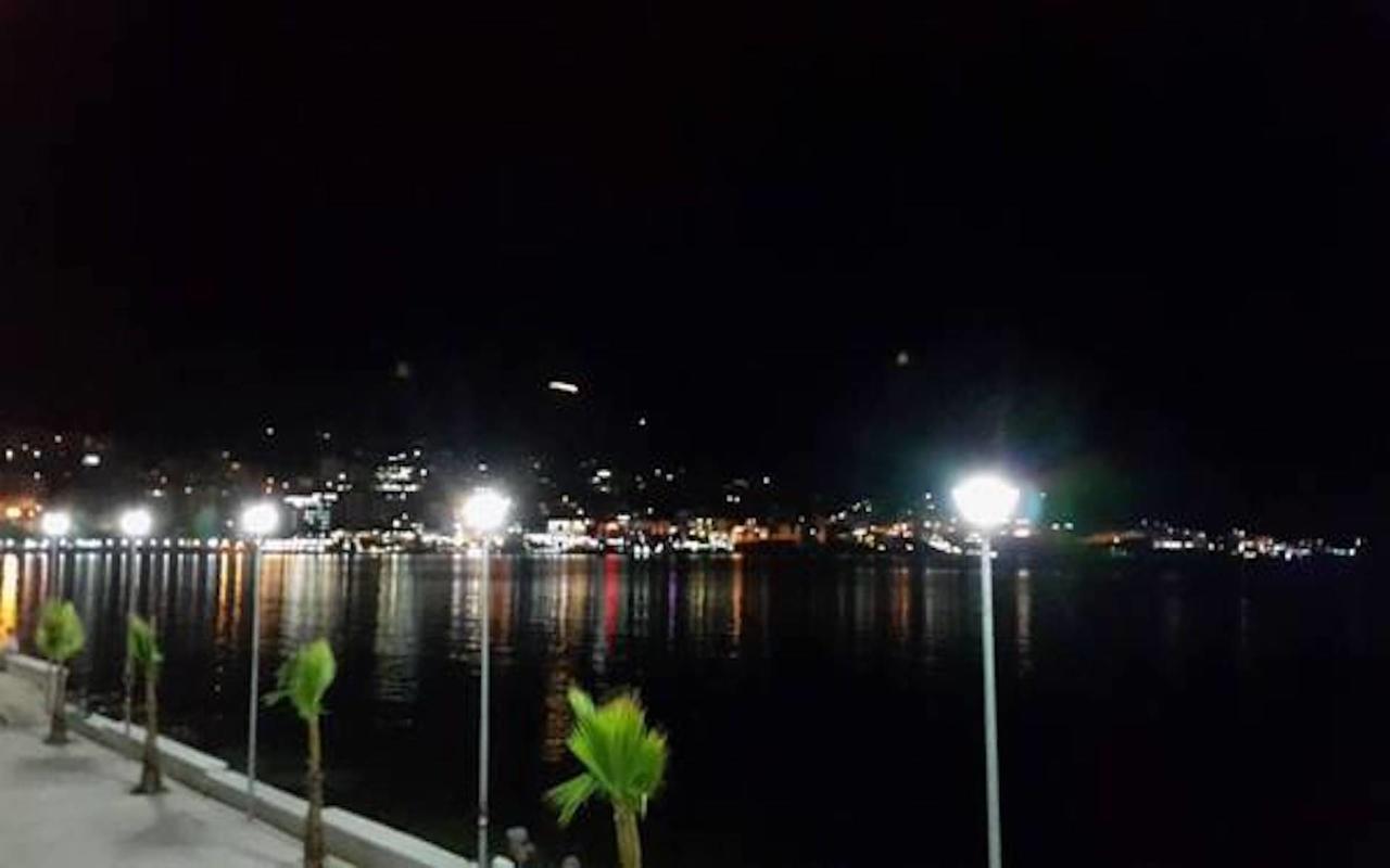 Hotel Royal Saranda Esterno foto